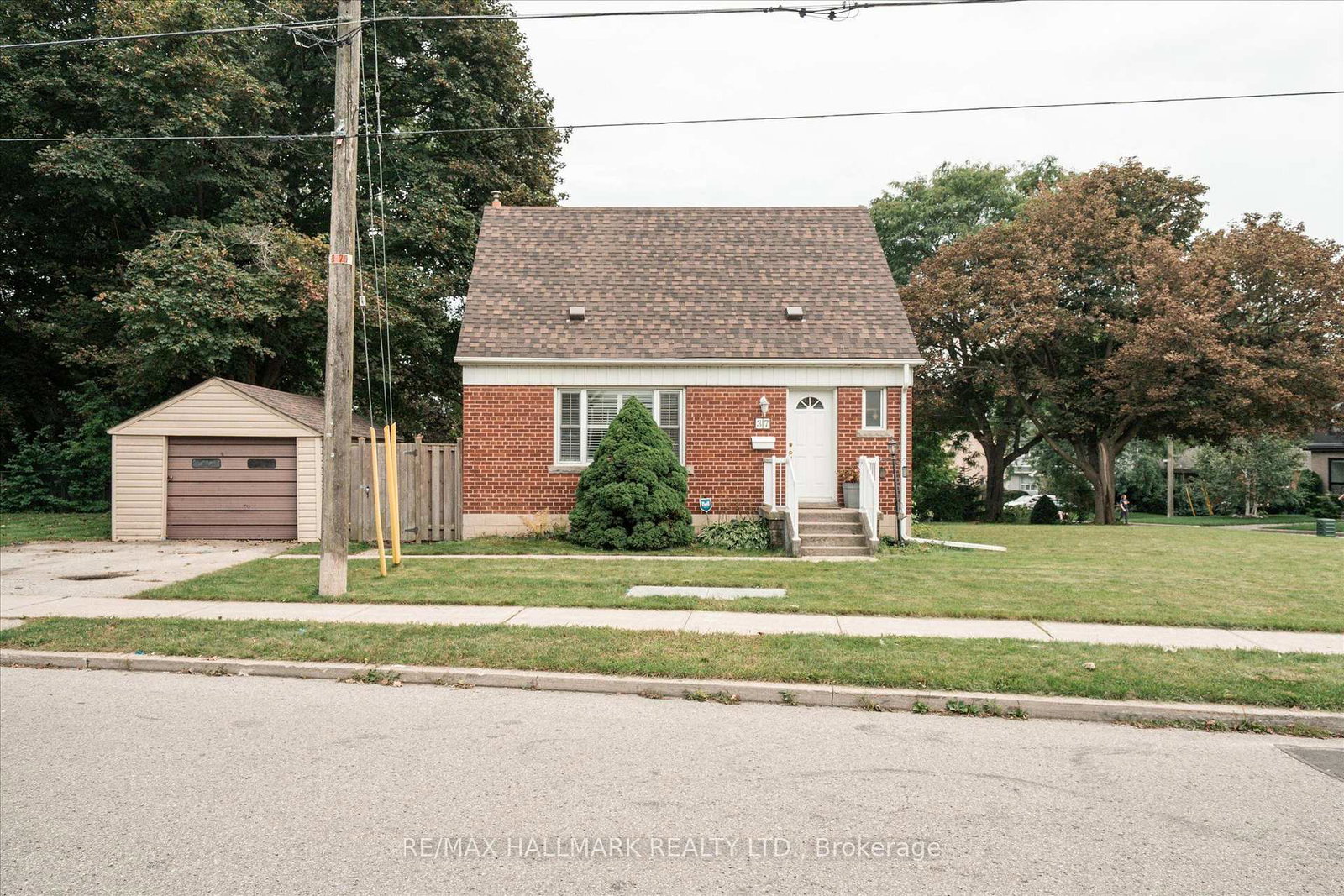 37-holswade-road-toronto-scarborough-ontario-e13781670