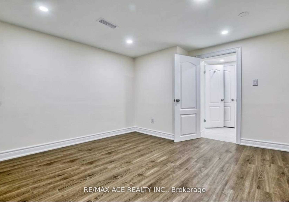 17-brewton-road-toronto-scarborough-ontario-e13781716