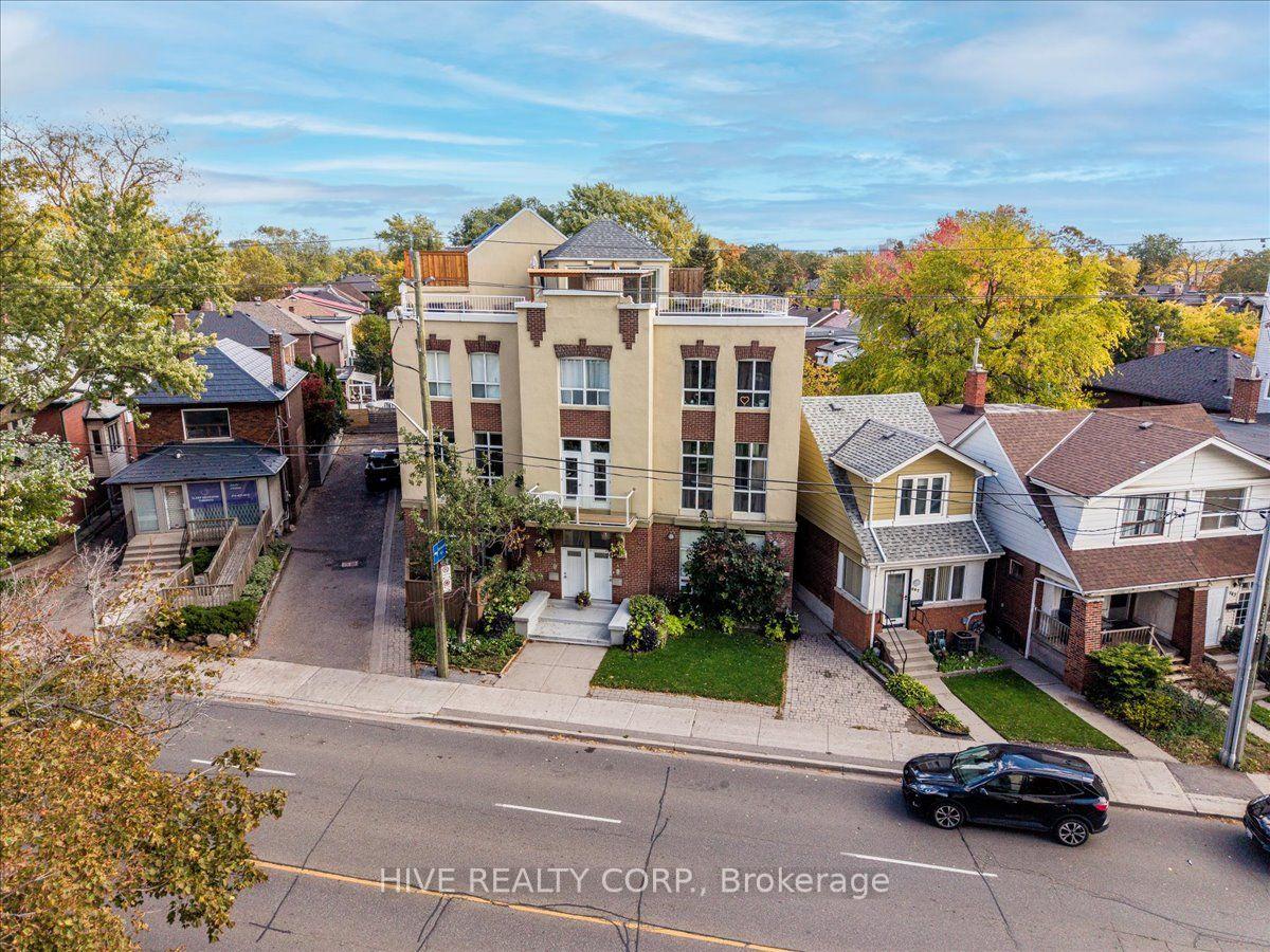 957-broadview-avenue-toronto-east-york-ontario-e13781878