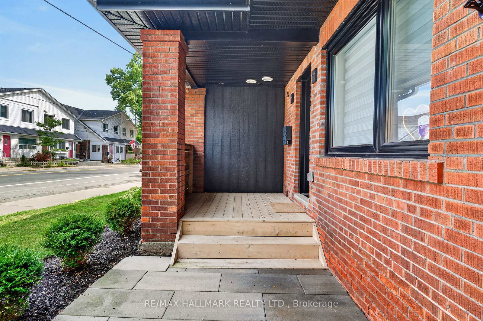 1709-dundas-street-e-toronto-toronto-ontario-e13781926