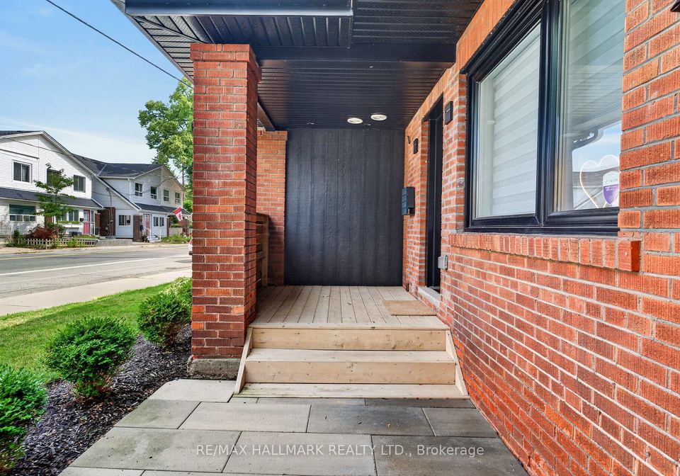1709-dundas-street-e-toronto-toronto-ontario-e13781926