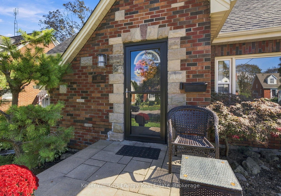 107-sutherland-avenue-oshawa-ontario-e13782018