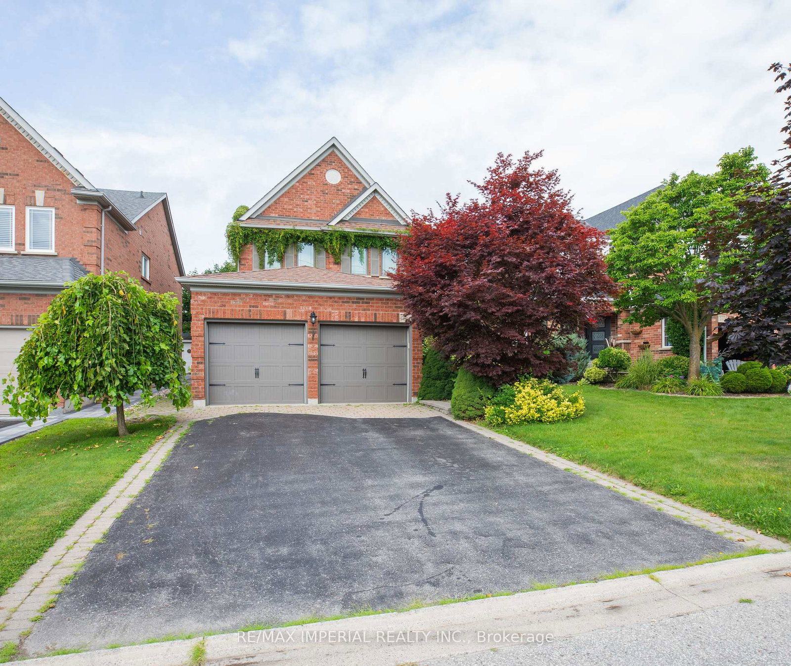 18-windbreak-crescent-whitby-ontario-e13782248
