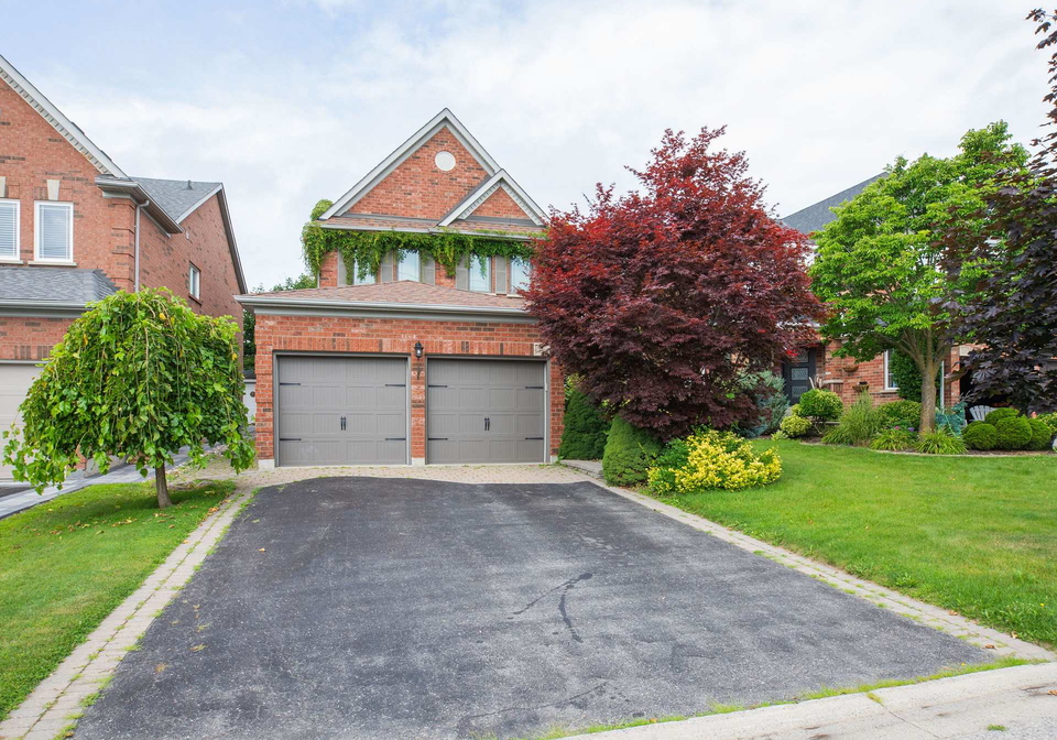 18-windbreak-crescent-whitby-ontario-e13782248