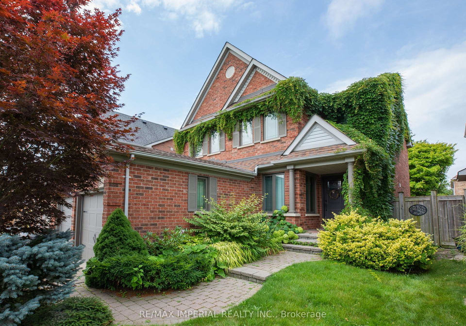 18-windbreak-crescent-whitby-ontario-e13782248