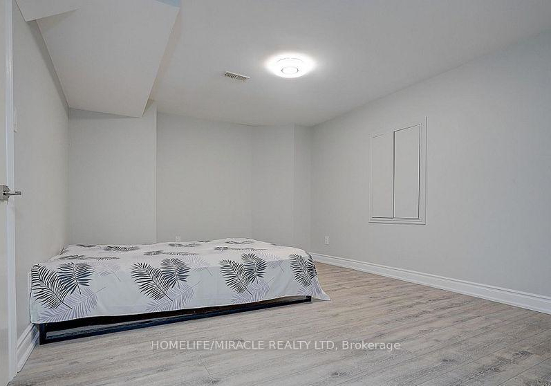 28-hunwicks-crescent-ajax-ontario-e13782978