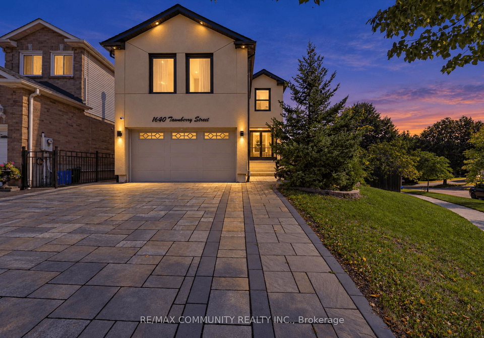 1640-tawnberry-street-pickering-ontario-e13783012