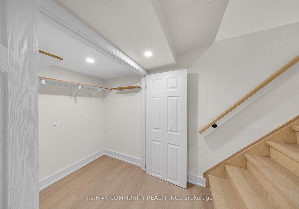 1640-tawnberry-street-pickering-ontario-e13783012