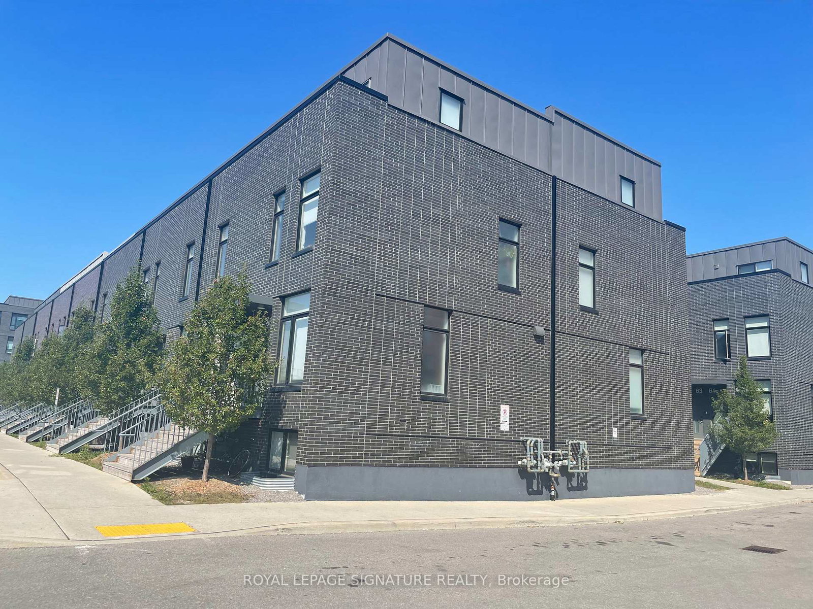 1760-simcoe-street-n-oshawa-ontario-e13783128