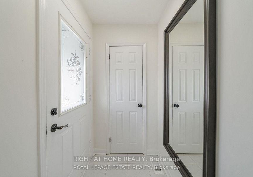 15-august-avenue-toronto-scarborough-ontario-e13783208