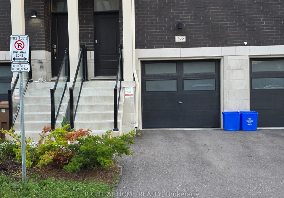 765-eddystone-path-oshawa-ontario-e13783536