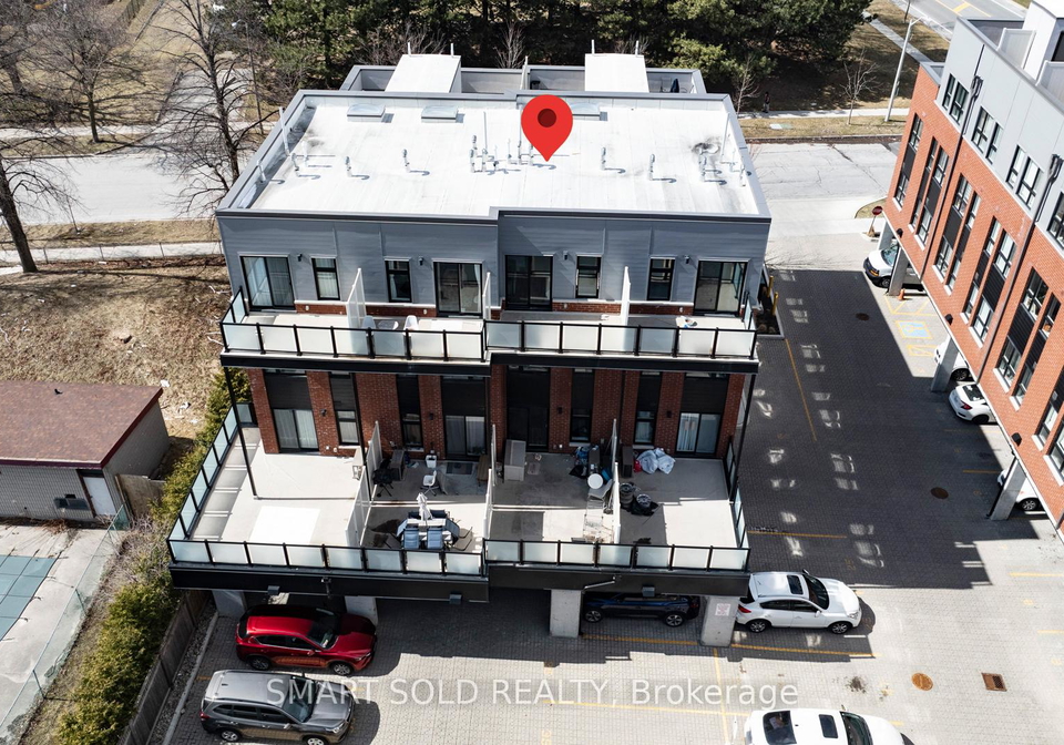 20-echo-point-toronto-scarborough-ontario-e13783572