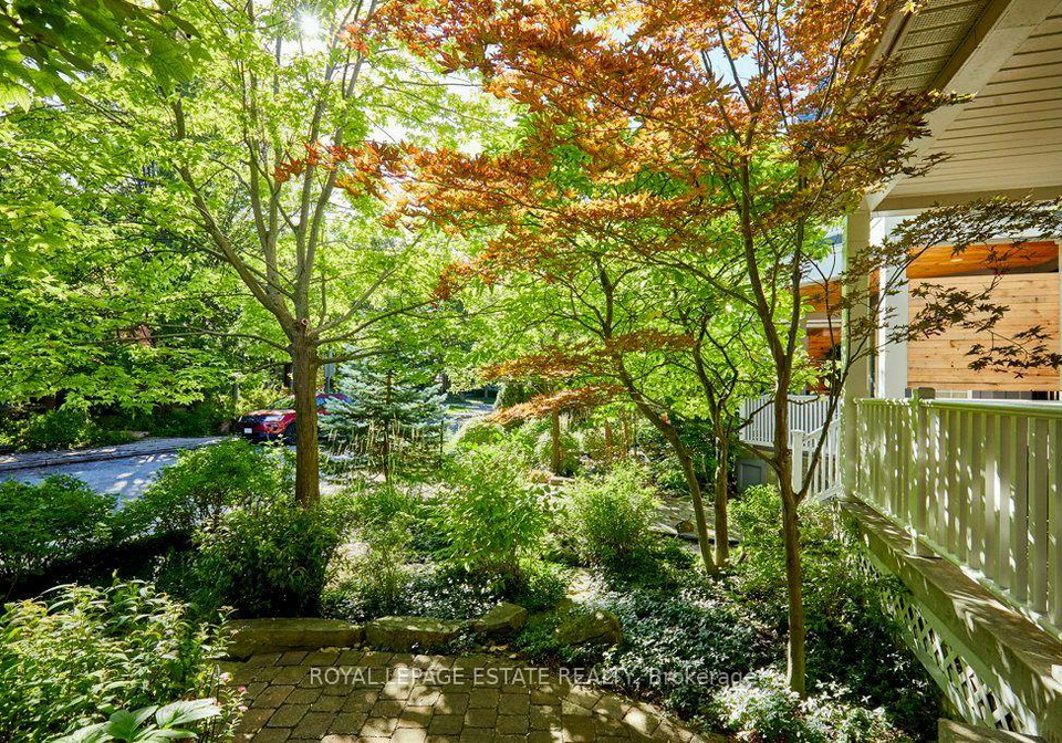32-joseph-duggan-road-toronto-toronto-ontario-e13783954