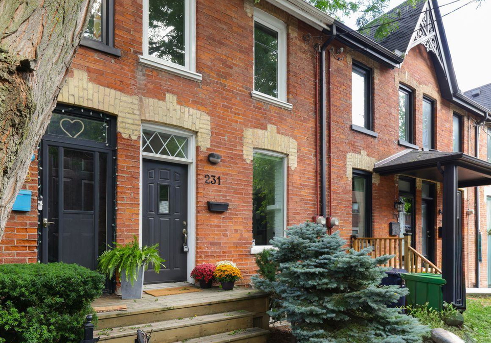 231-boulton-avenue-toronto-toronto-ontario-e13784236