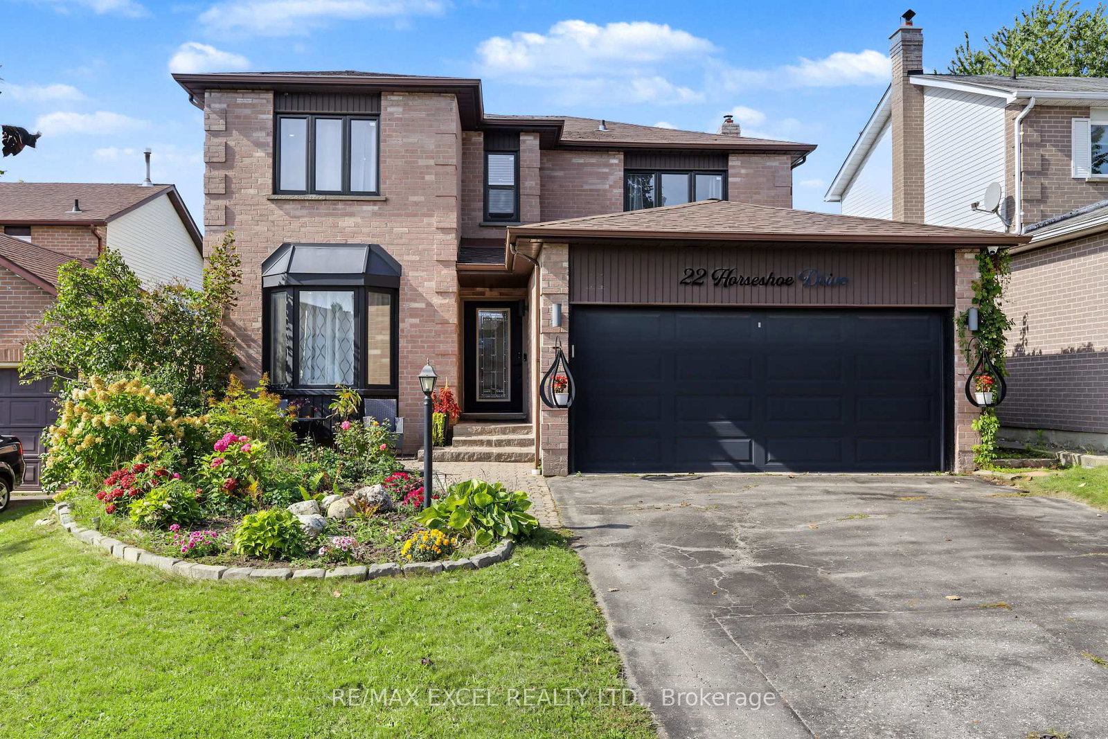 22-horseshoe-drive-whitby-ontario-e13784552