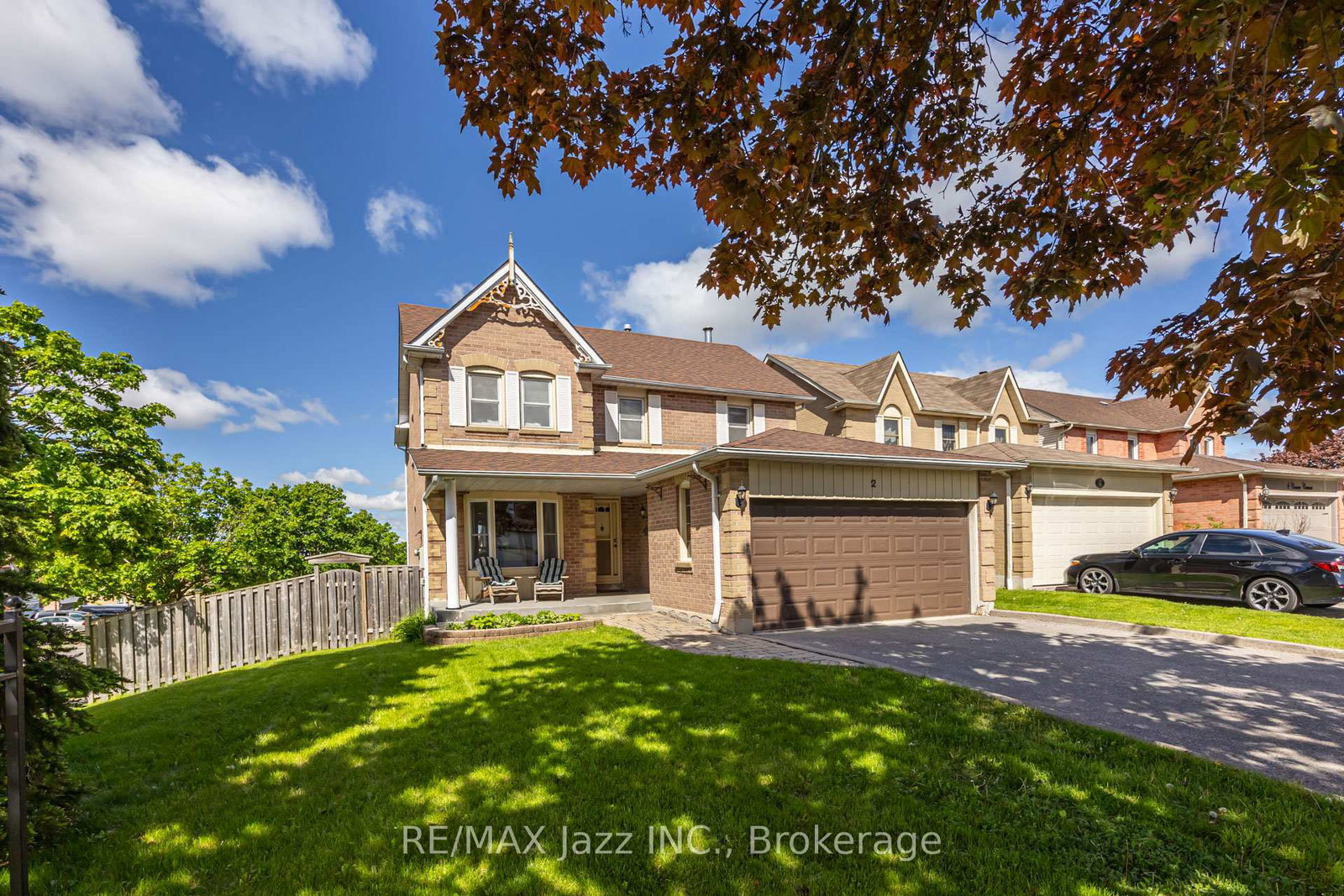 2-coomer-crescent-ajax-ontario-e13784704