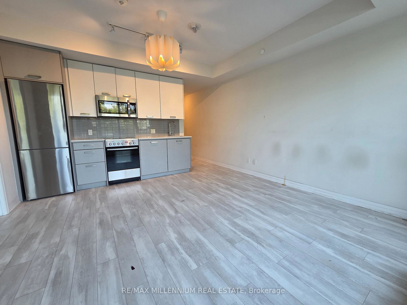 1630-queen-street-e-toronto-toronto-ontario-e13784742