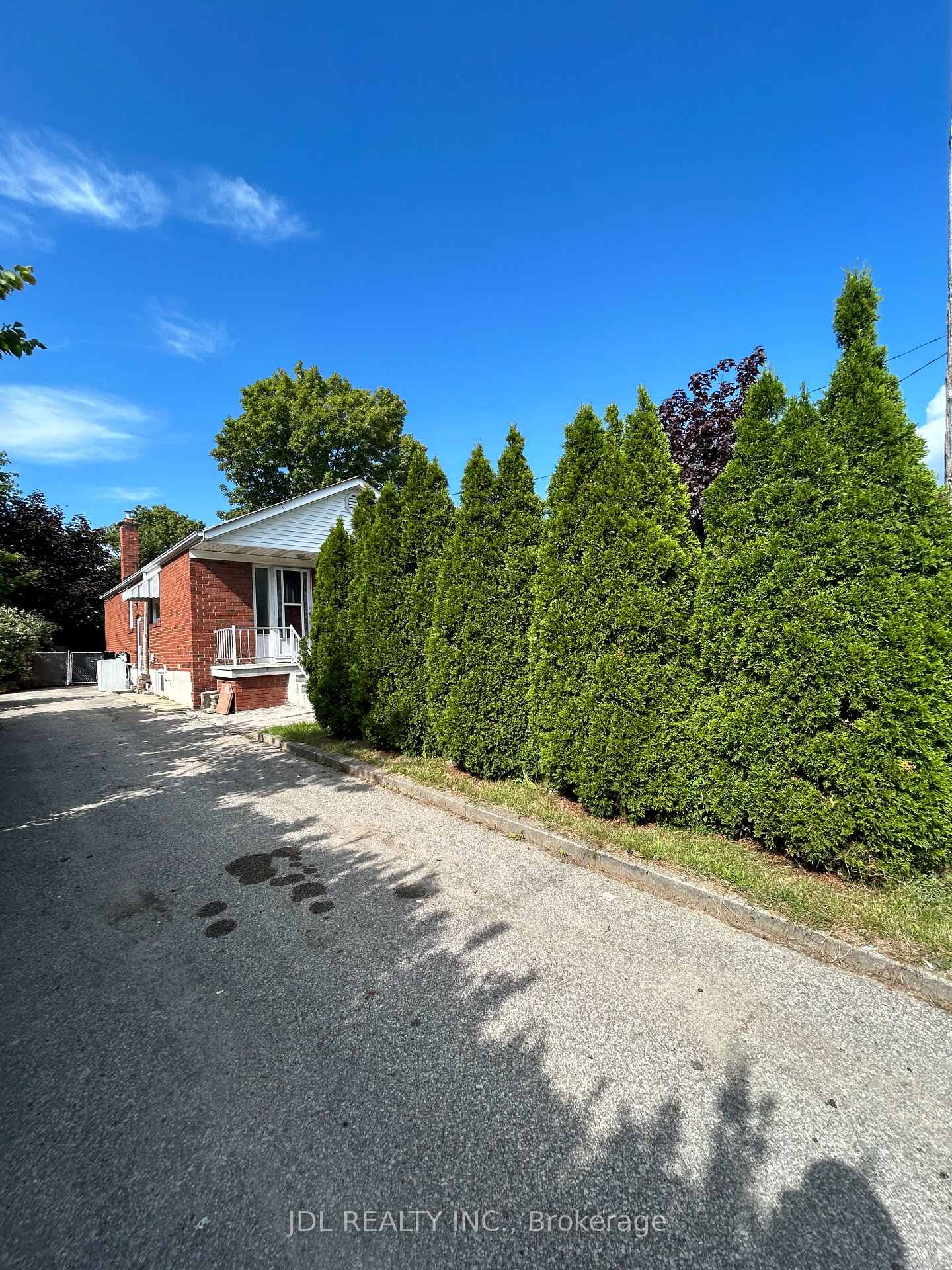 8-highwood-avenue-toronto-scarborough-ontario-e13785230