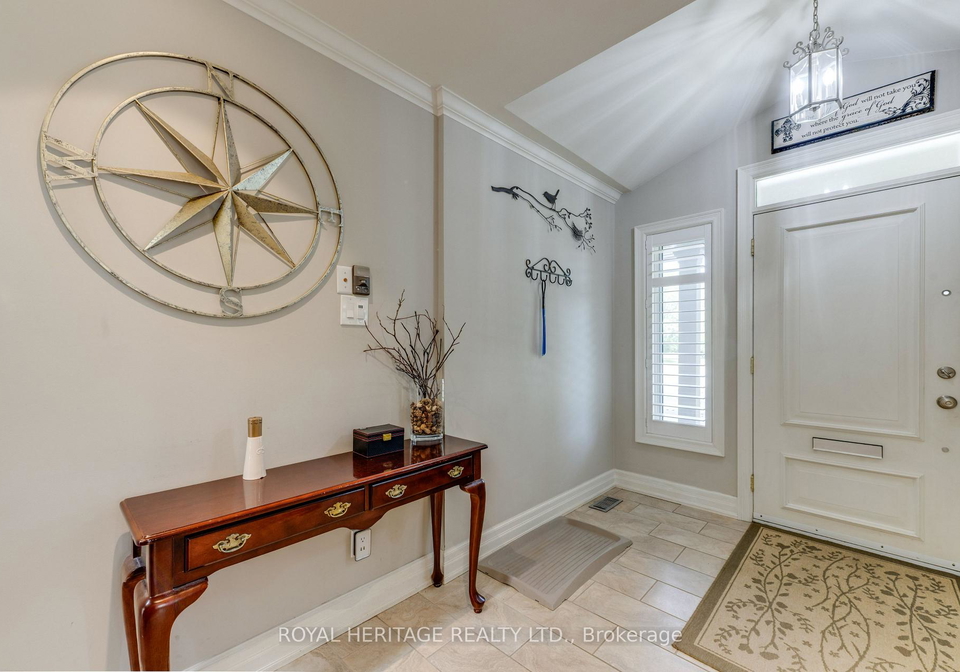 8-chantrey-court-toronto-scarborough-ontario-e13785504