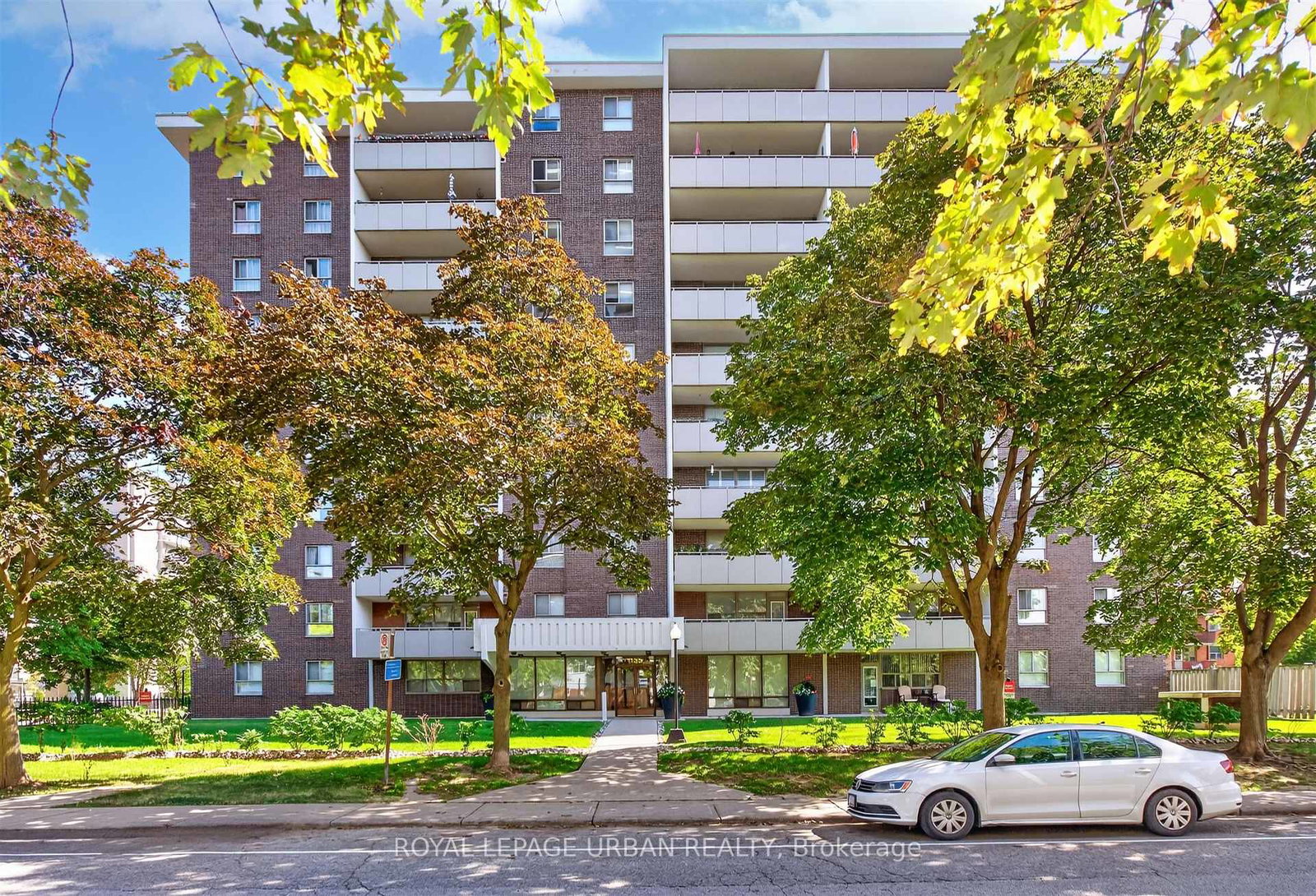 1135-logan-avenue-toronto-east-york-ontario-e13785626