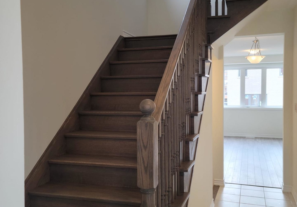 10-limoges-road-whitby-ontario-e13786938