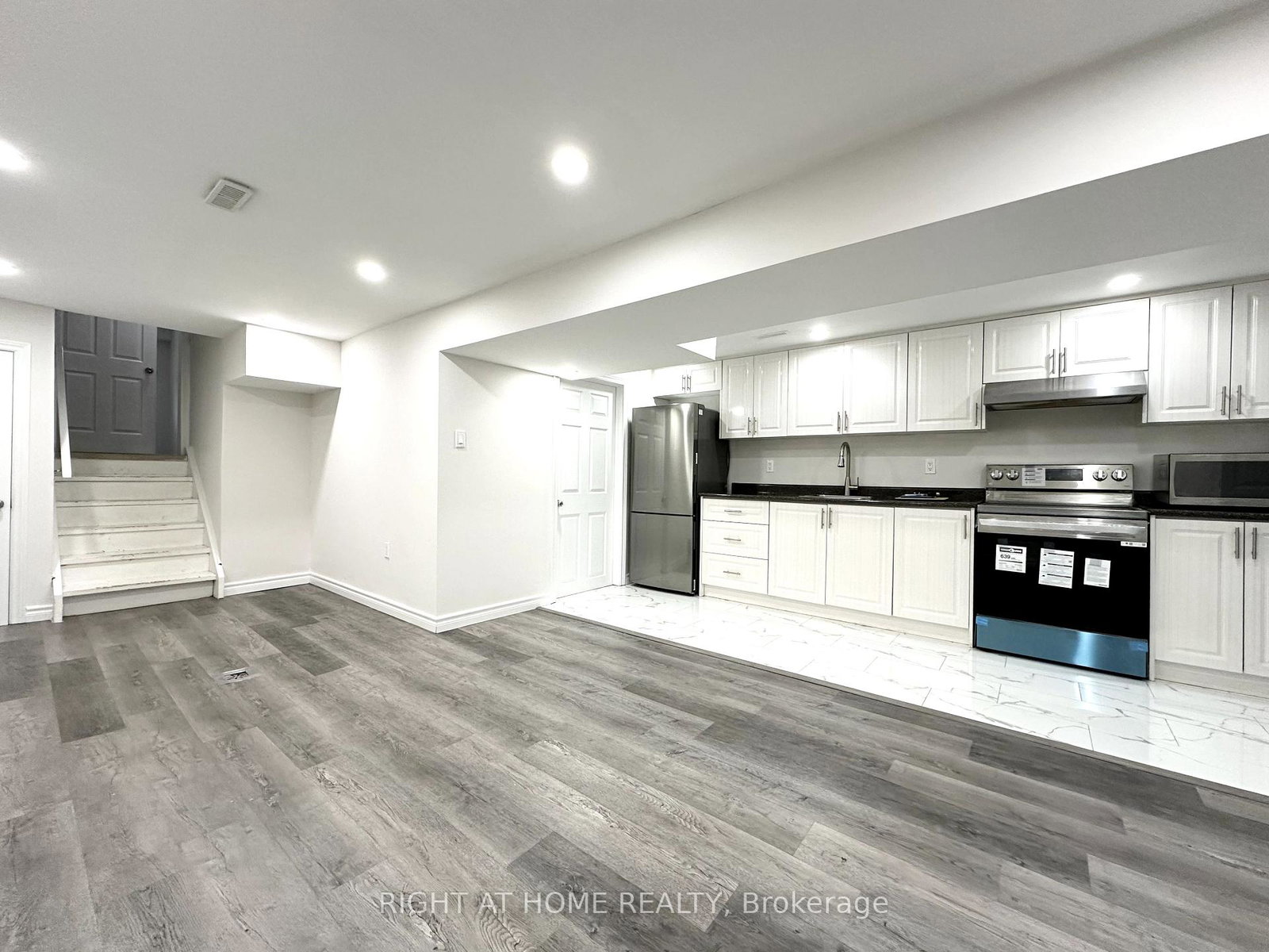 270-coventry-court-oshawa-ontario-e13786966