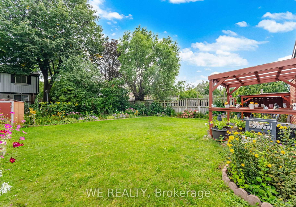 122-parsell-square-toronto-scarborough-ontario-e13787318
