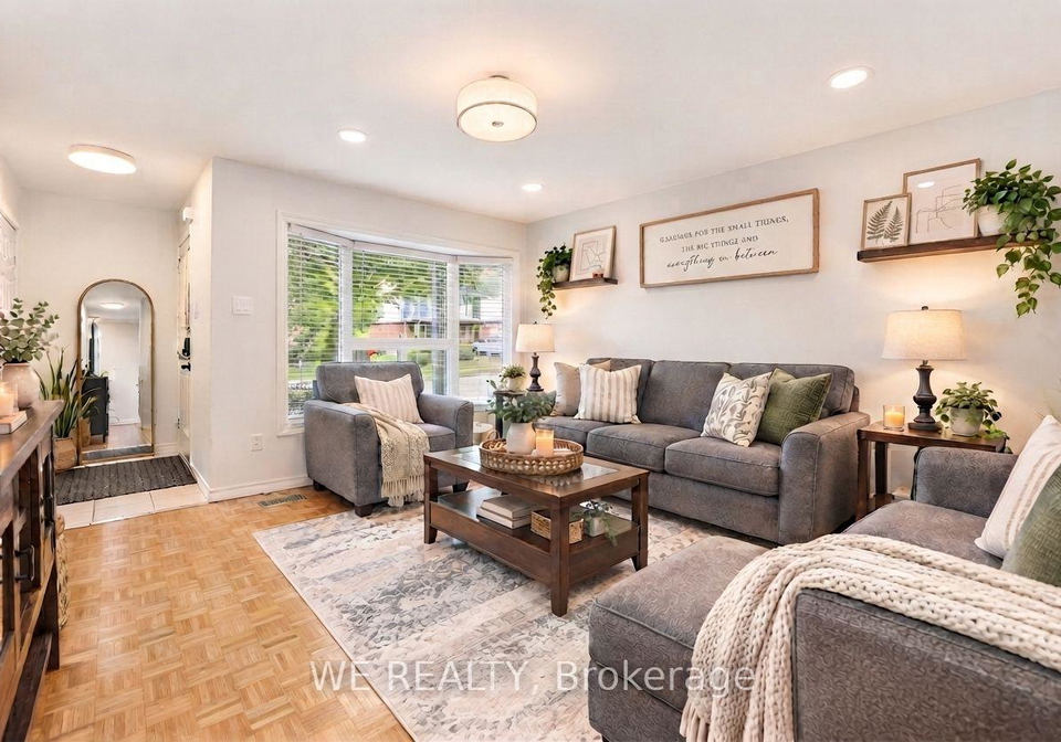 122-parsell-square-toronto-scarborough-ontario-e13787318