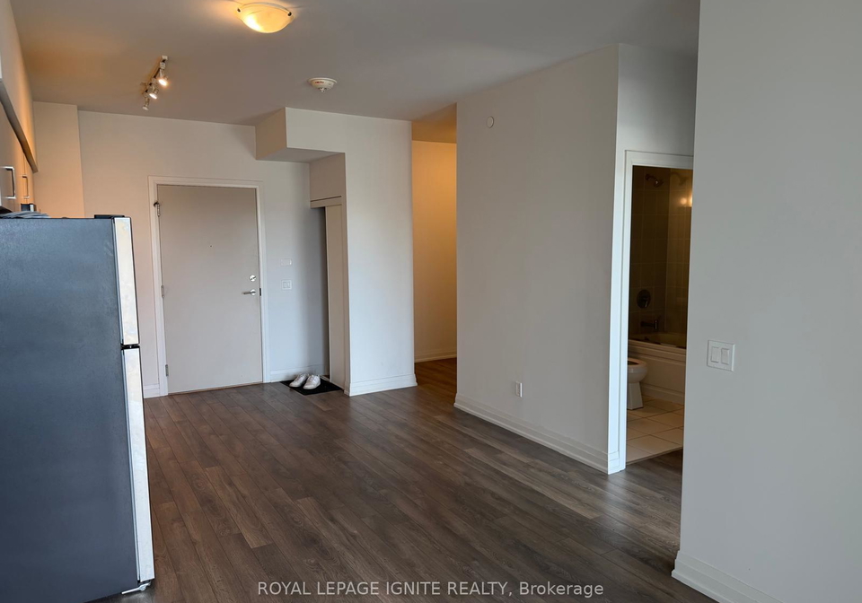 10-meadowglen-place-toronto-scarborough-ontario-e13787538