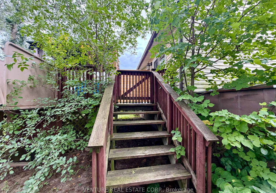 1329-belair-crescent-oshawa-ontario-e13787928
