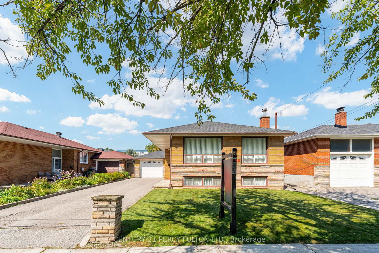 10-dunlop-avenue-toronto-scarborough-ontario-e13788178