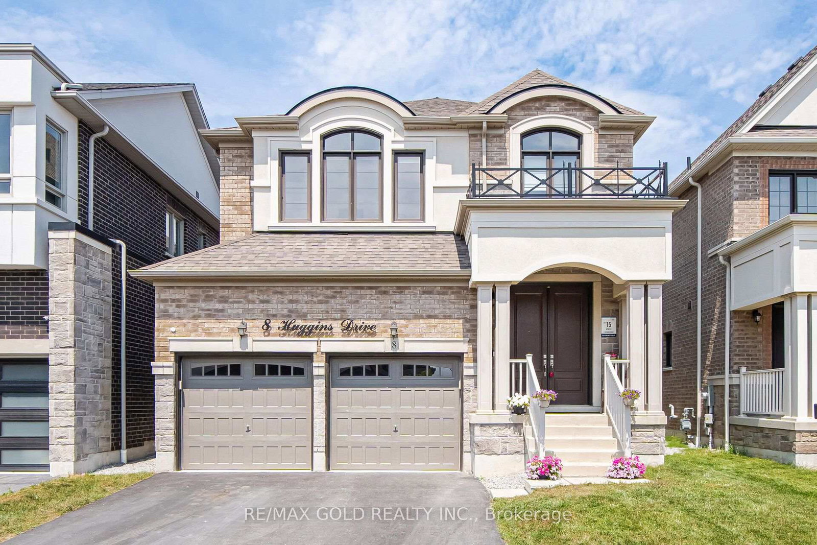8-huggins-drive-whitby-ontario-e13790440