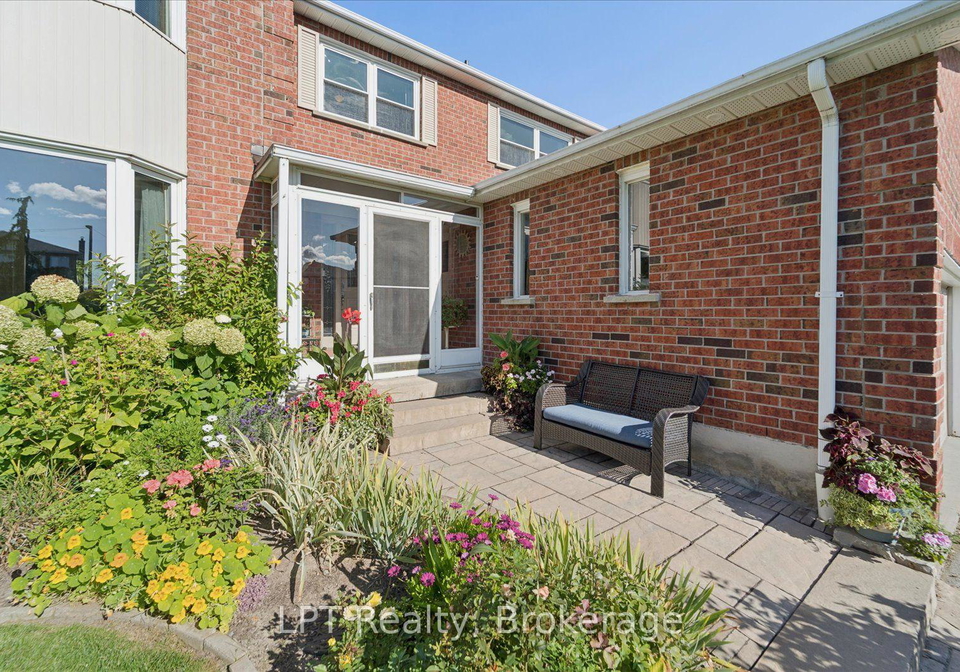 22-ennisclare-place-whitby-ontario-e13790702