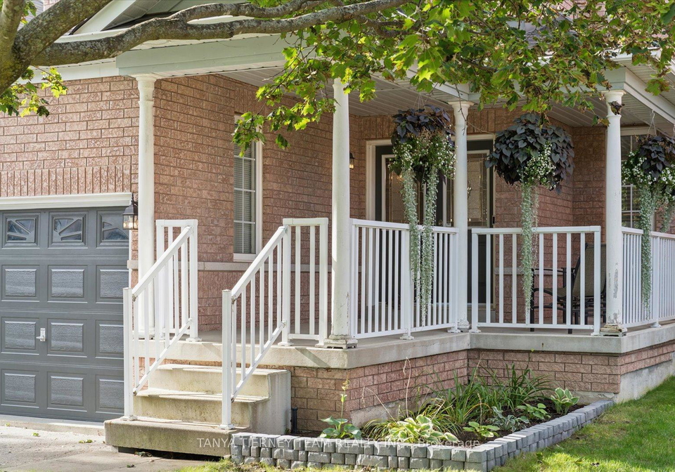 16-corianne-avenue-whitby-ontario-e13790976