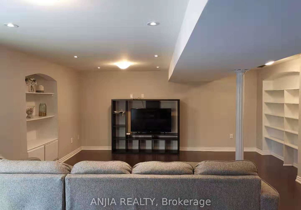 11-luce-drive-ajax-ontario-e13791026