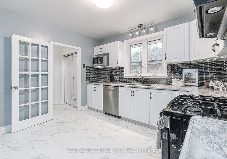 20-basildon-crescent-toronto-scarborough-ontario-e13791166