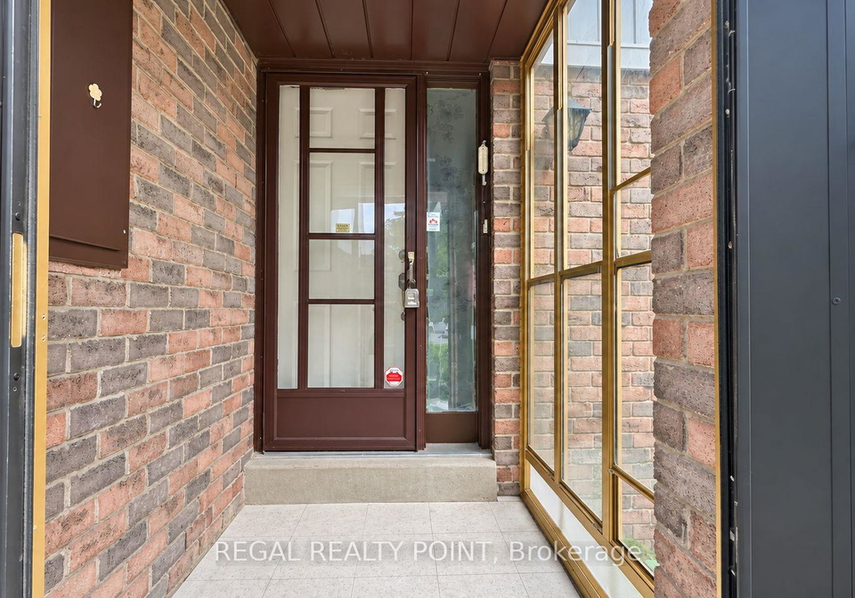 15-becca-hall-trail-toronto-scarborough-ontario-e13792064