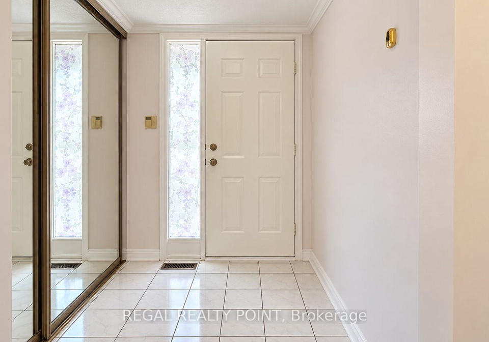 15-becca-hall-trail-toronto-scarborough-ontario-e13792064