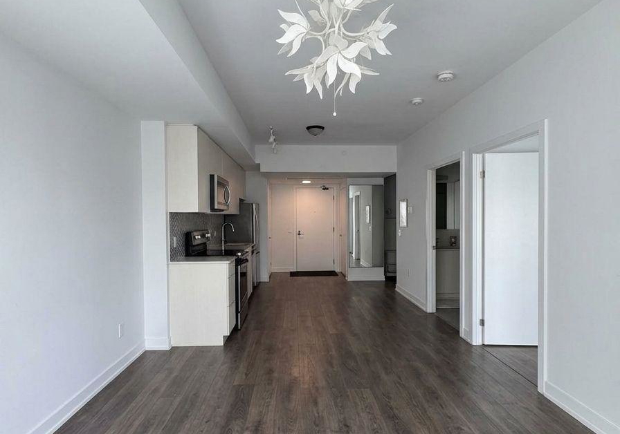 1604-charles-street-whitby-ontario-e13792212