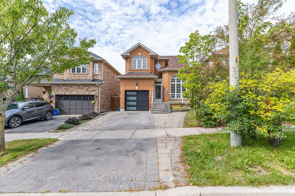 65-batt-crescent-ajax-ontario-e13792240