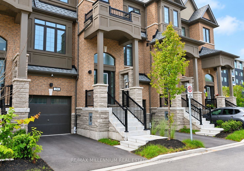 24-calloway-way-whitby-ontario-e13792704