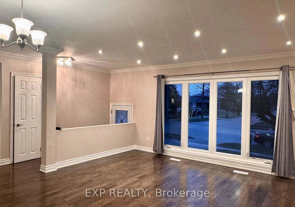 69-hollyhedge-drive-toronto-scarborough-ontario-e13793208