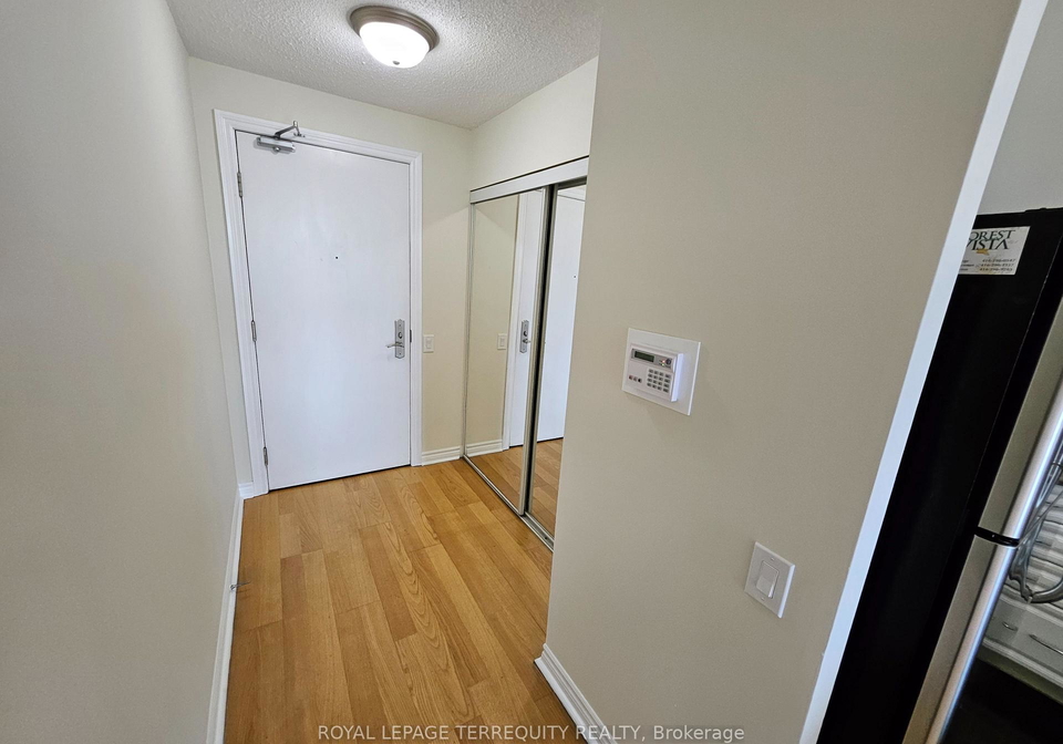 61-town-centre-court-toronto-scarborough-ontario-e13793234