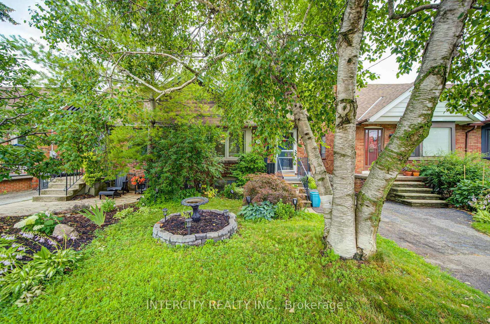 256-blantyre-avenue-toronto-scarborough-ontario-e13793330
