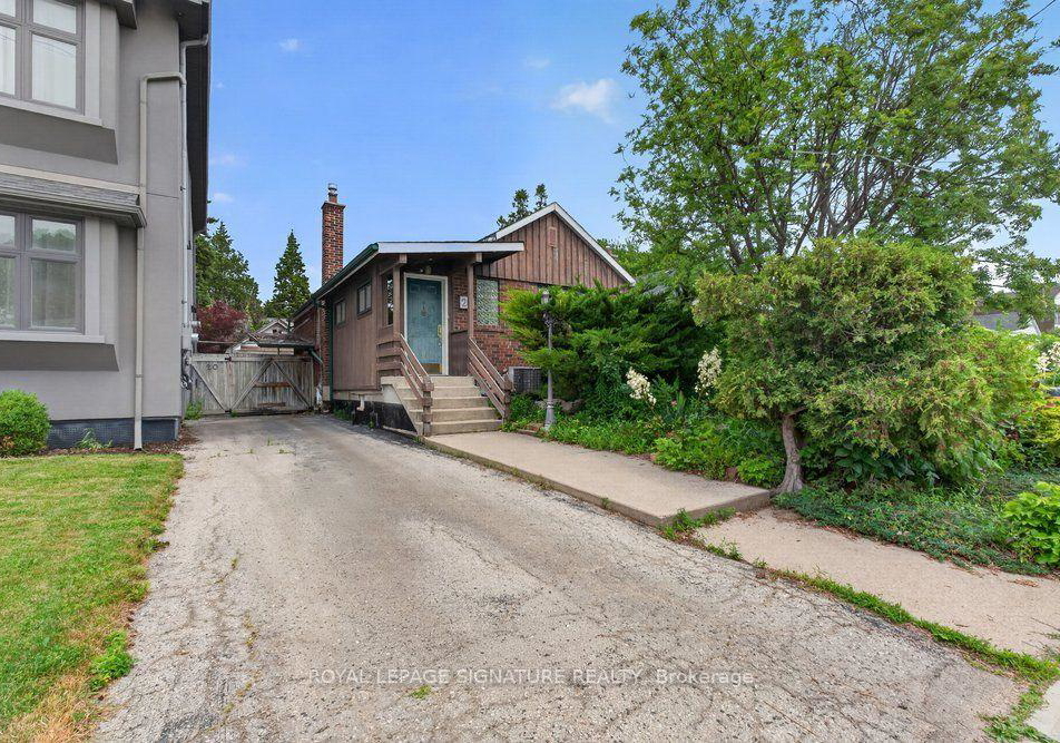 20-tiago-avenue-toronto-east-york-ontario-e13793768