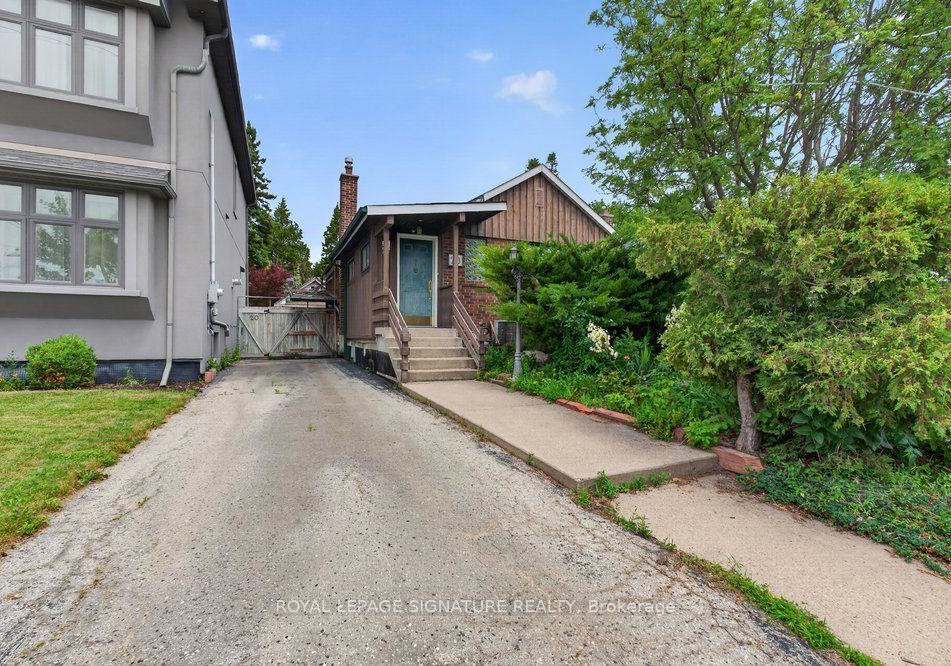 20-tiago-avenue-toronto-east-york-ontario-e13793768