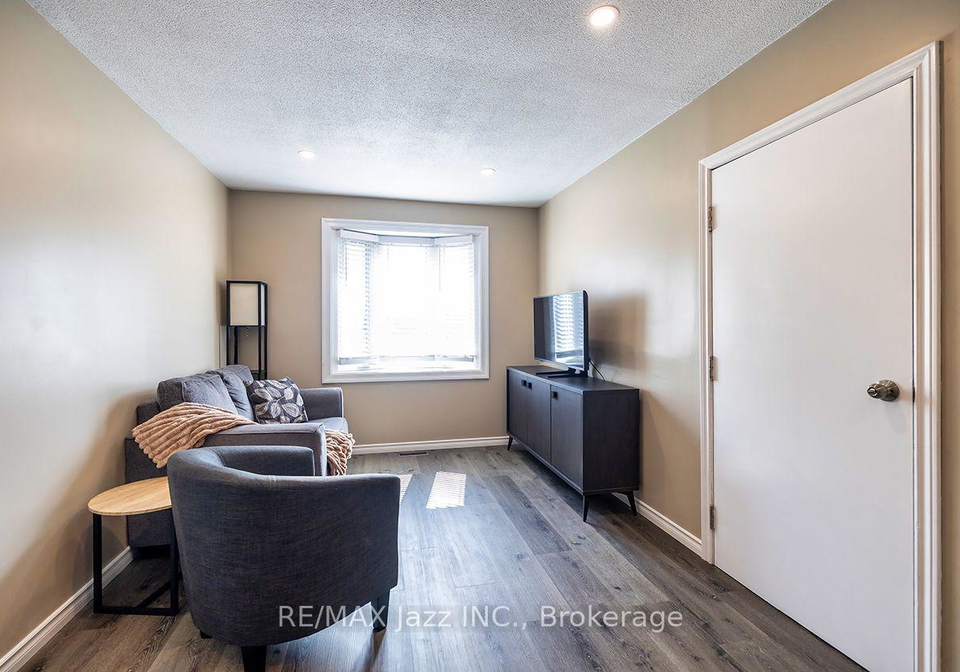 260-lakeview-park-avenue-oshawa-ontario-e13794126