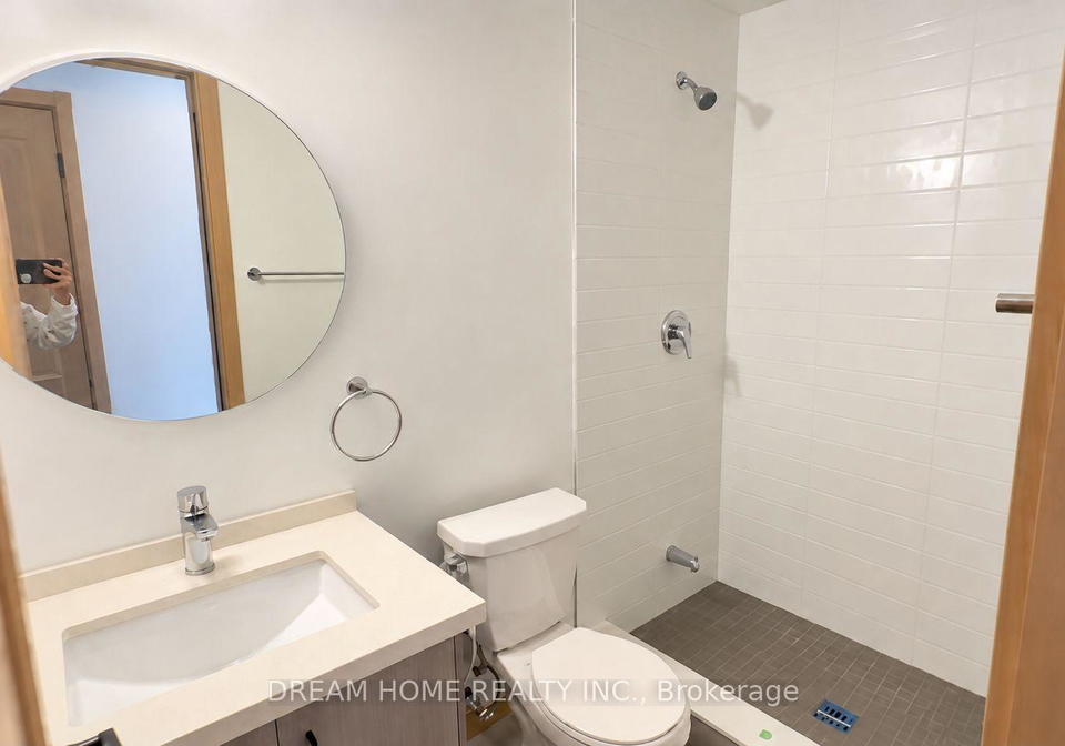 3427-sheppard-avenue-e-toronto-scarborough-ontario-e13794258