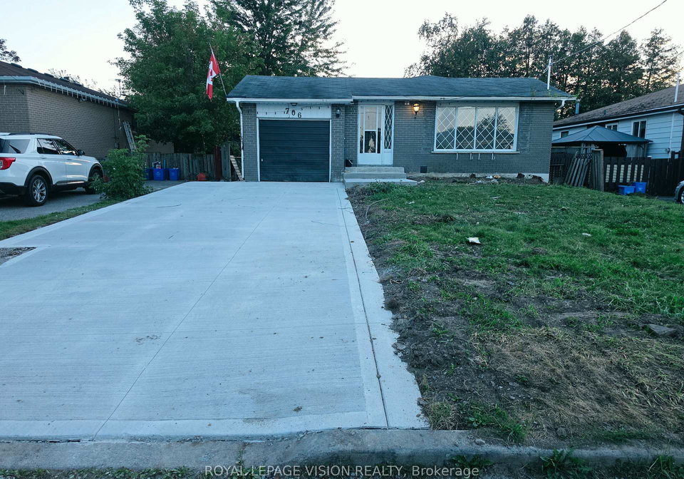 706-leaside-street-pickering-ontario-e13795640