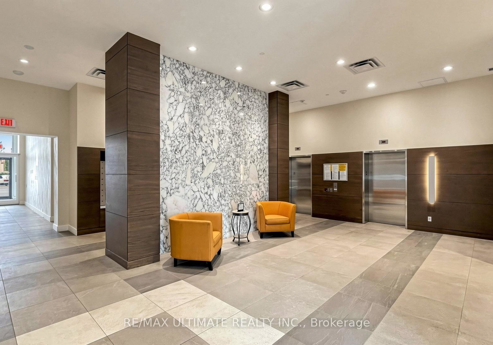 2055-danforth-avenue-toronto-toronto-ontario-e13795742